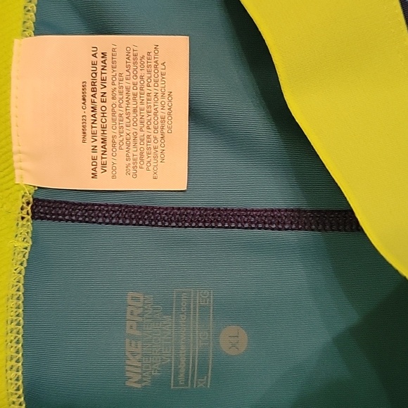 Nike pro NWT Womens capris sz XL - Picture 2 of 6
